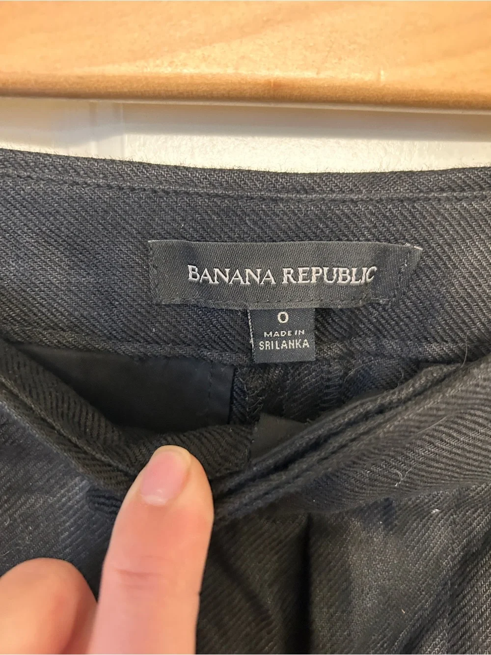Banana Republic Black Linen-Blend Cargo Pants 0